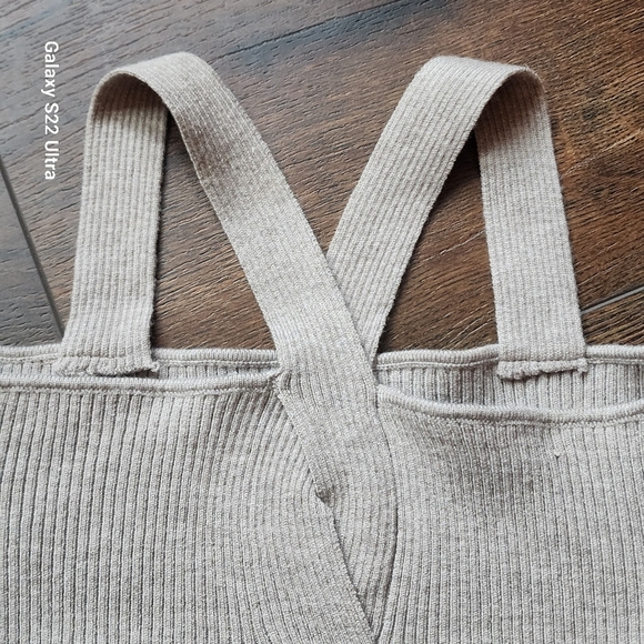 Crop Sweater - Picture 5 of 8